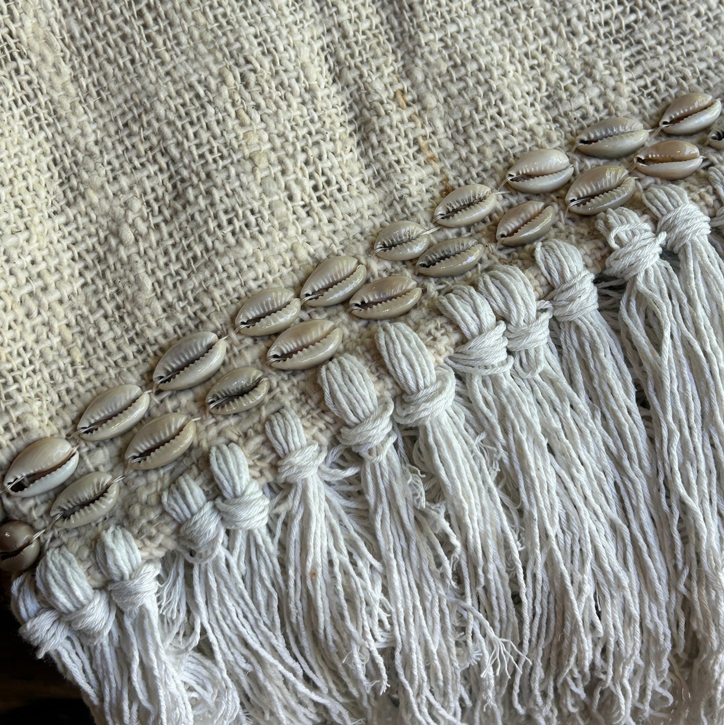 Nusa throw / blanket