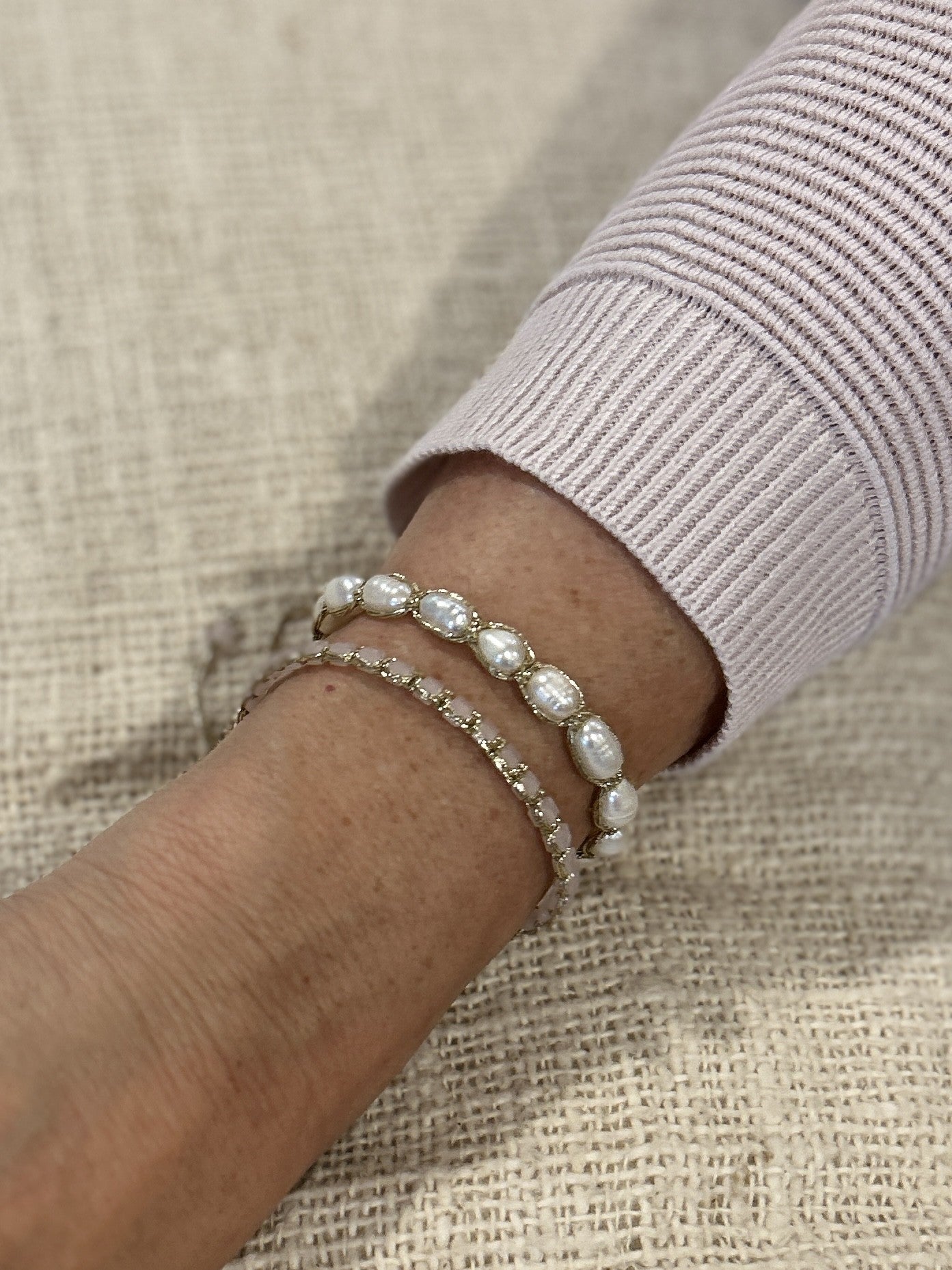 Arya Bracelet - pale pink