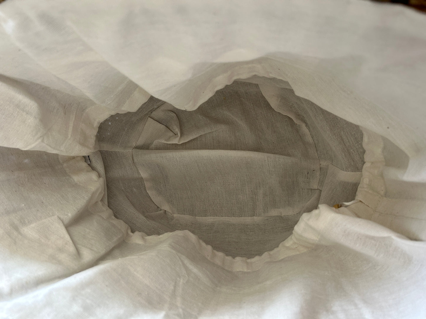 Seagrass and cowrie shell tote bag