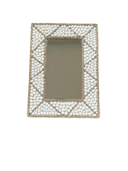 Shell mirror